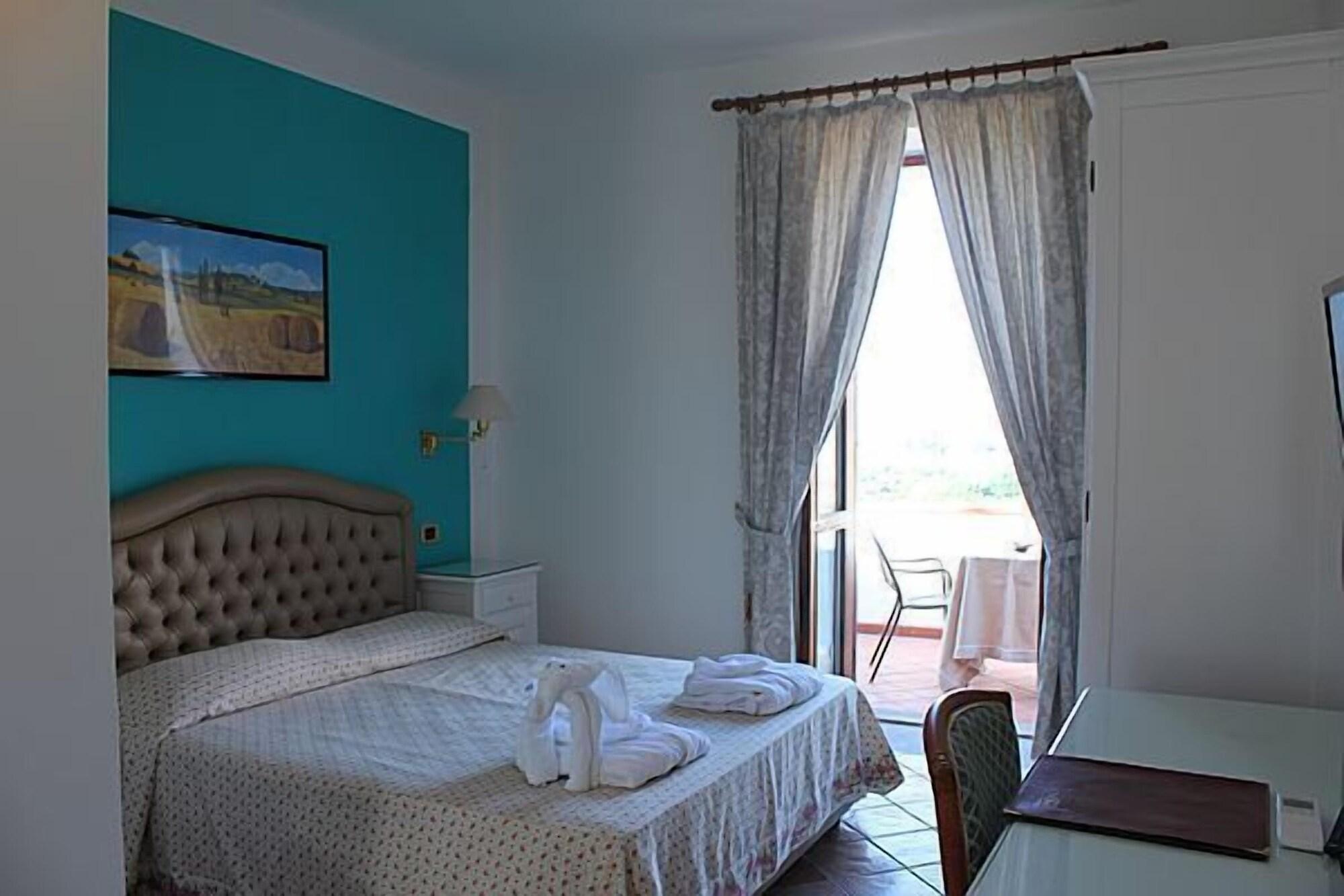 Hotel Hermitage カステッラバーテ エクステリア 写真